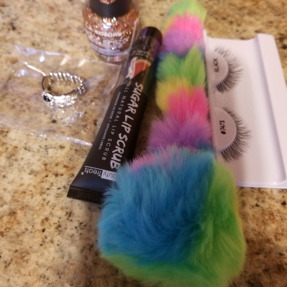 Makeup and Accessories